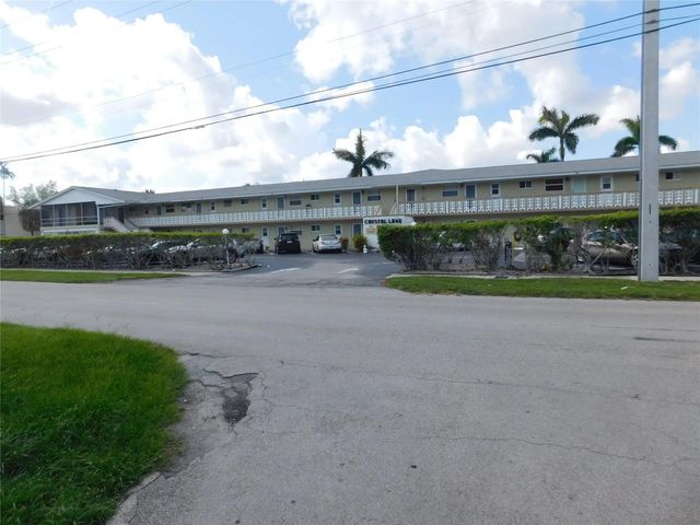 960 Crystal Lake Drive #201, Deerfield Beach