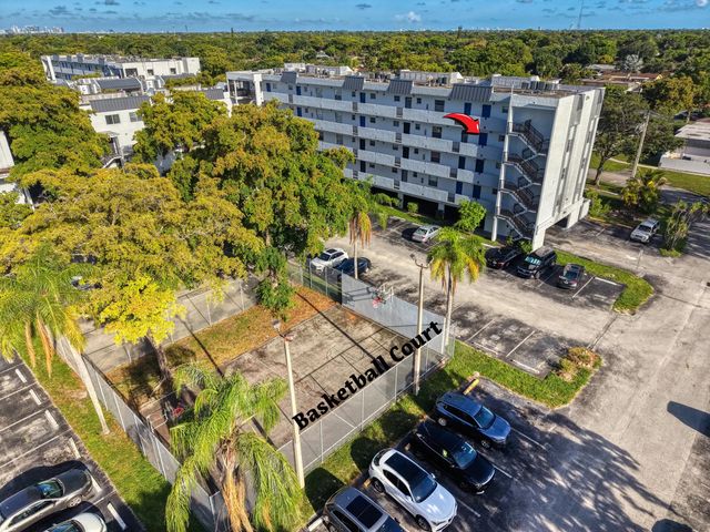 7541 Nw 16th Street #1411, Plantation
