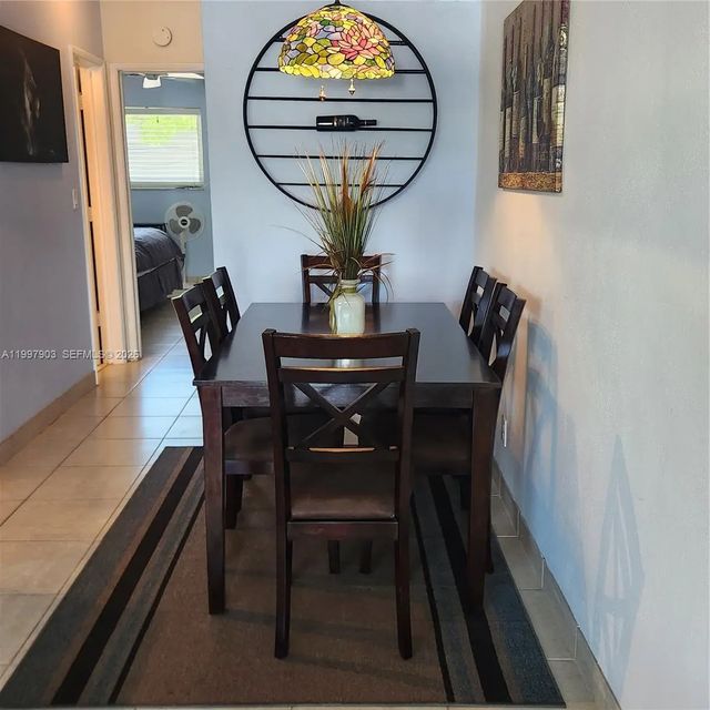 4 of 26 - 2170 Ne 51st Court #a25, Fort Lauderdale, FL