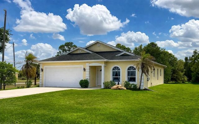166 Pine Cone Avenue, Clewiston