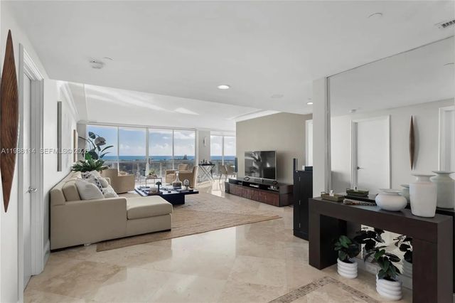 4 of 44 - 3802 Ne 207th Street #1001, Aventura, FL