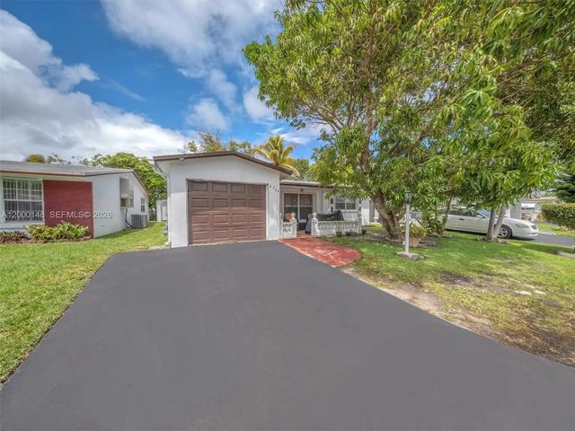 4 of 23 - 4715 Nw 43rd Street, Lauderdale Lakes, FL