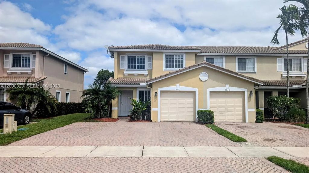 5910 Royal Way #----, Tamarac