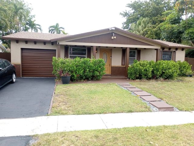 8241 Sw 4th Court, North Lauderdale