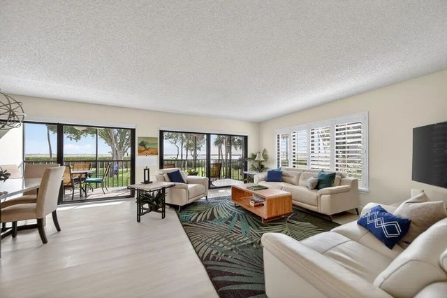 2 of 44 - 218 Ne Edgewater Drive #218, Hutchinson Island, FL