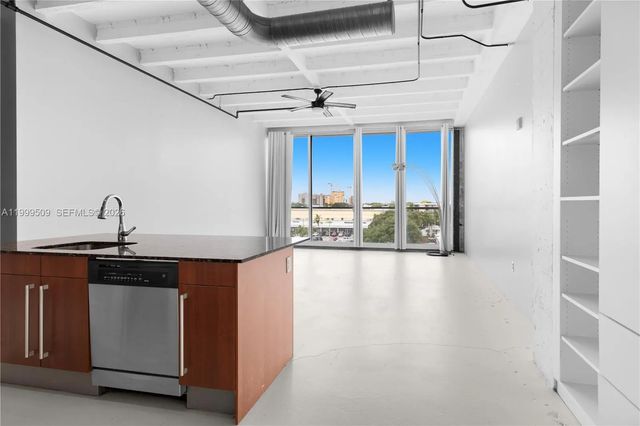 3 of 27 - 8101 Biscayne Boulevard #r-414, Miami, FL