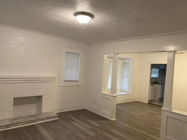2 of 19 - 516 S 11th Street, Fort Pierce, FL