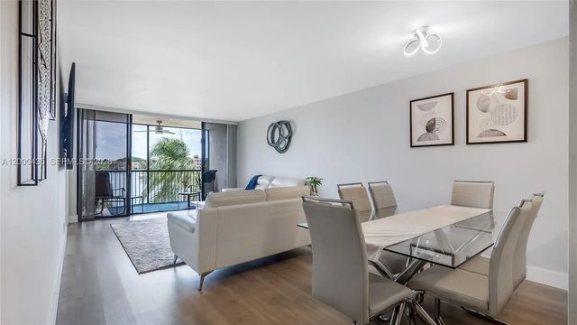 3 of 33 - 6231 Coral Lake Drive #307, Margate, FL