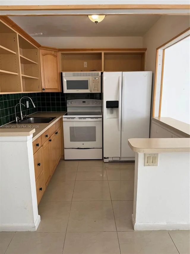 162 Westbury J #162, Deerfield Beach