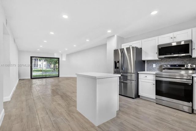 2 of 32 - 275 Gate Road #104, Hollywood, FL