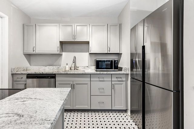 3 of 33 - 501 Nw 30th Court, Wilton Manors, FL