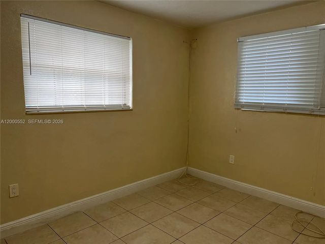 4 of 18 - 931 Nw 34th Way, Lauderhill, FL