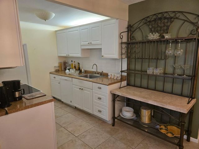4 of 36 - 4047 N Newport  N #4047, Deerfield Beach, FL