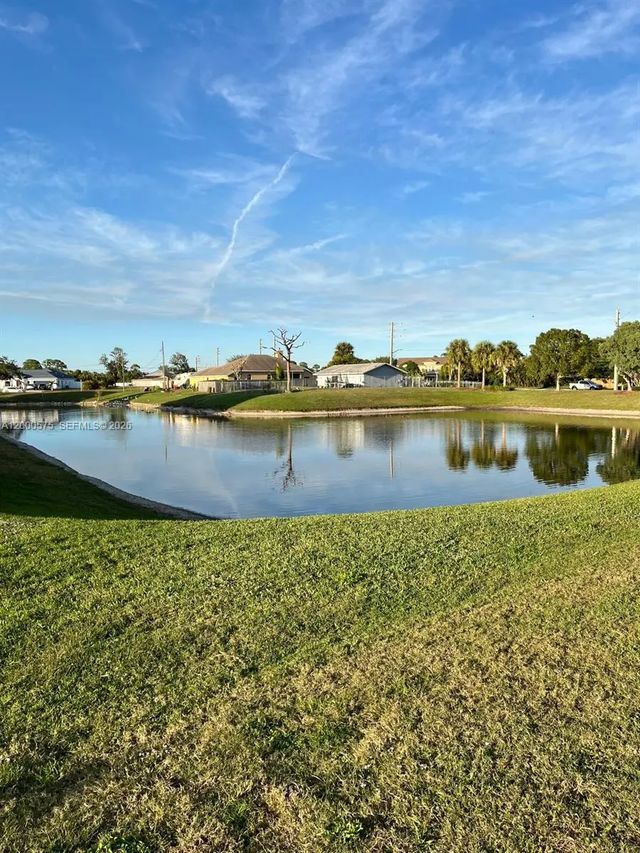 4 of 97 - 1637 Sw Taurus Lane, Port St. Lucie, FL