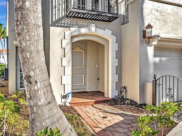 3 of 80 - 20780 Ne 32nd Avenue, Aventura, FL