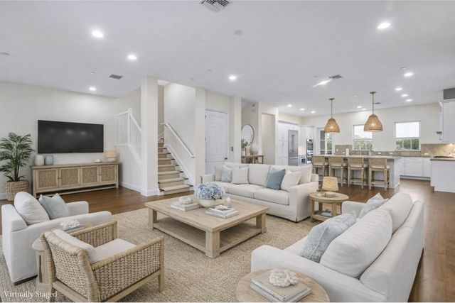 3 of 55 - 144 Tierra Lane #11, Jupiter, FL