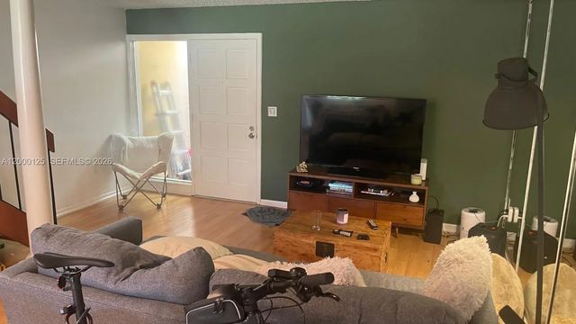 4 of 22 - 8741 Ne 4th Ave Road #8741, Miami Shores, FL