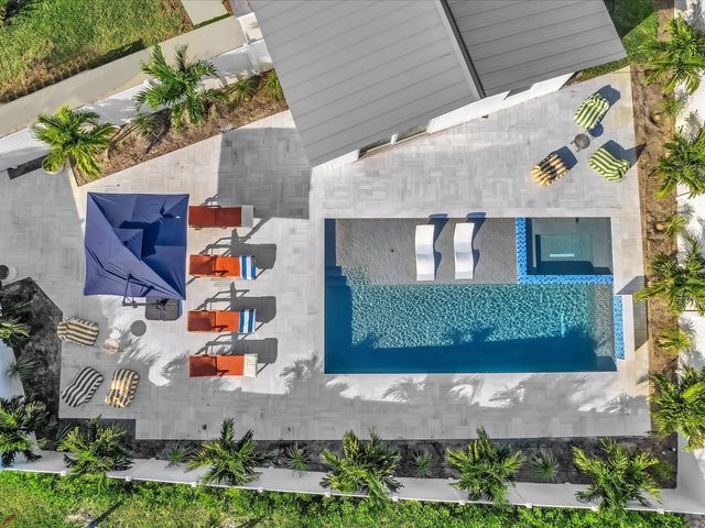4 of 32 - 209 Ne 27th Drive, Wilton Manors, FL