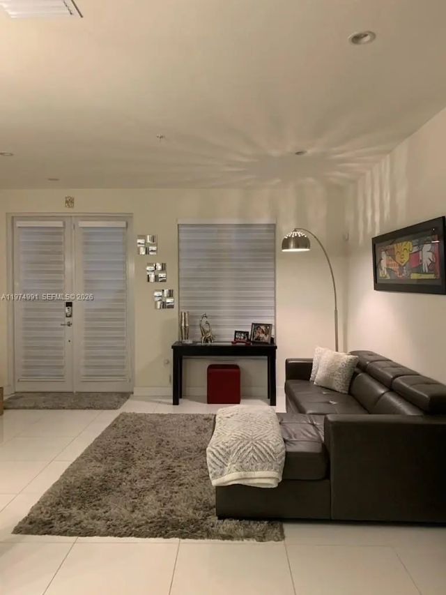 3 of 4 - N/A, Doral, FL