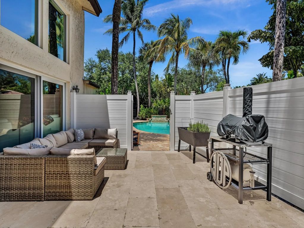 3432 Ne 16th Avenue, Oakland Park