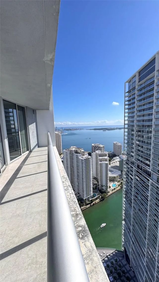 475 Brickell Avenue #4913, Miami