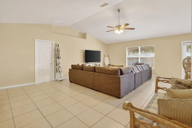5 of 28 - 2979 Sw Moody Terrace, Port St. Lucie, FL