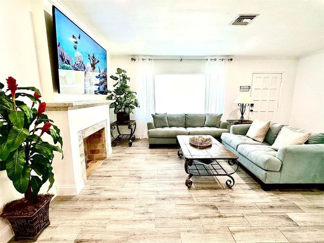 3 of 33 - 1742 Ne 7th Street, Fort Lauderdale, FL