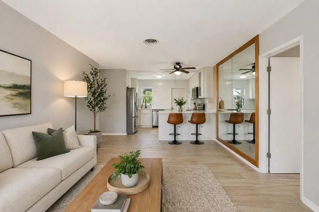 2 of 26 - 2829 Ne 30th Street #302, Fort Lauderdale, FL