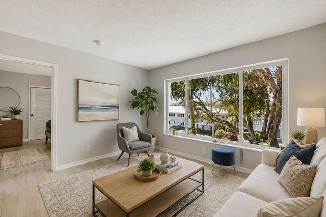 4 of 26 - 2829 Ne 30th Street #302, Fort Lauderdale, FL