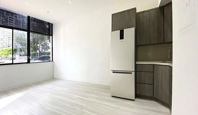 2 of 25 - 1915 Brickell Avenue #cc6, Miami, FL