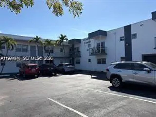 30 Se 4th Avenue #109, Hallandale Beach