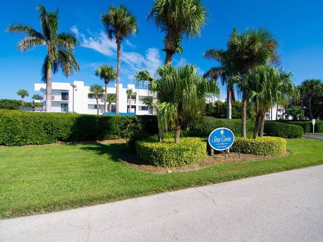 2 of 42 - 1700 Ocean Drive #306, Vero Beach, FL