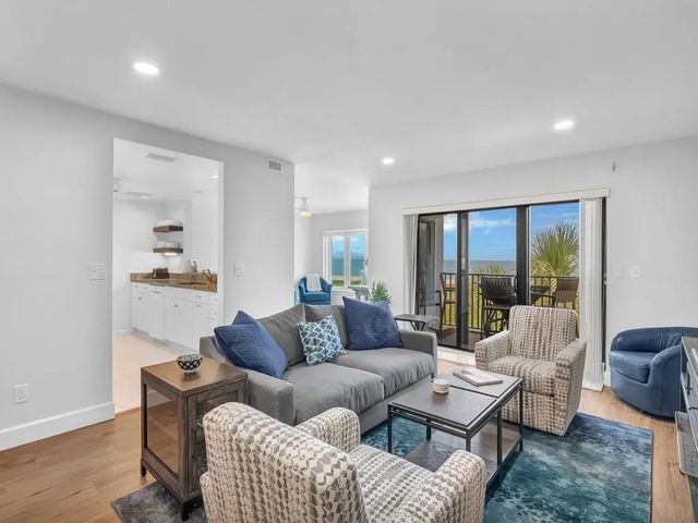 3 of 42 - 1700 Ocean Drive #306, Vero Beach, FL