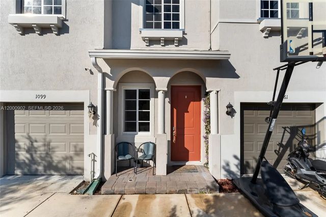 3 of 20 - 1061 Nw 208th Terrace, Miami Gardens, FL