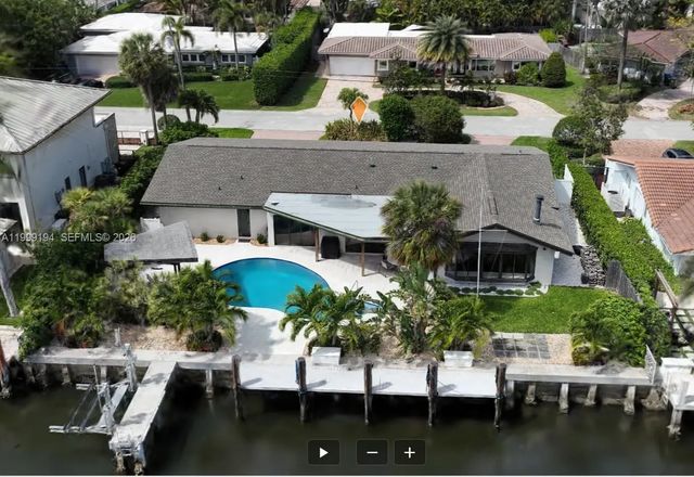 2 of 37 - 2832 Ne 26th Street, Fort Lauderdale, FL