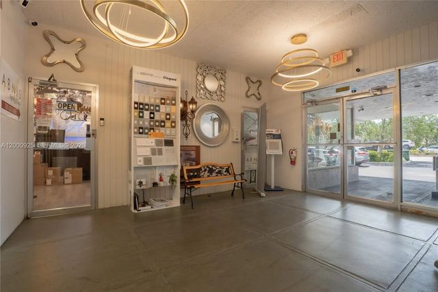 5 of 32 - 6115 Miramar Parkway, Miramar, FL