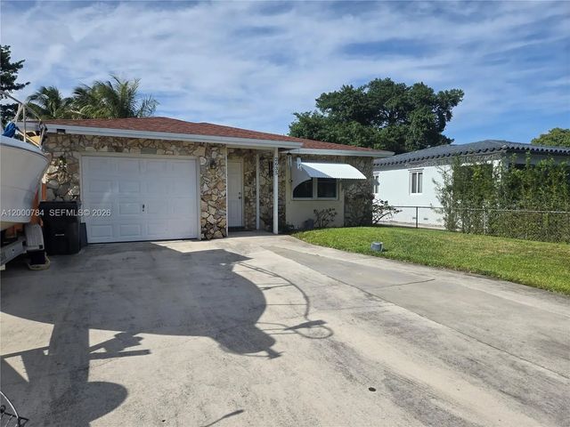 2 of 25 - 2635 Taylor Street, Hollywood, FL