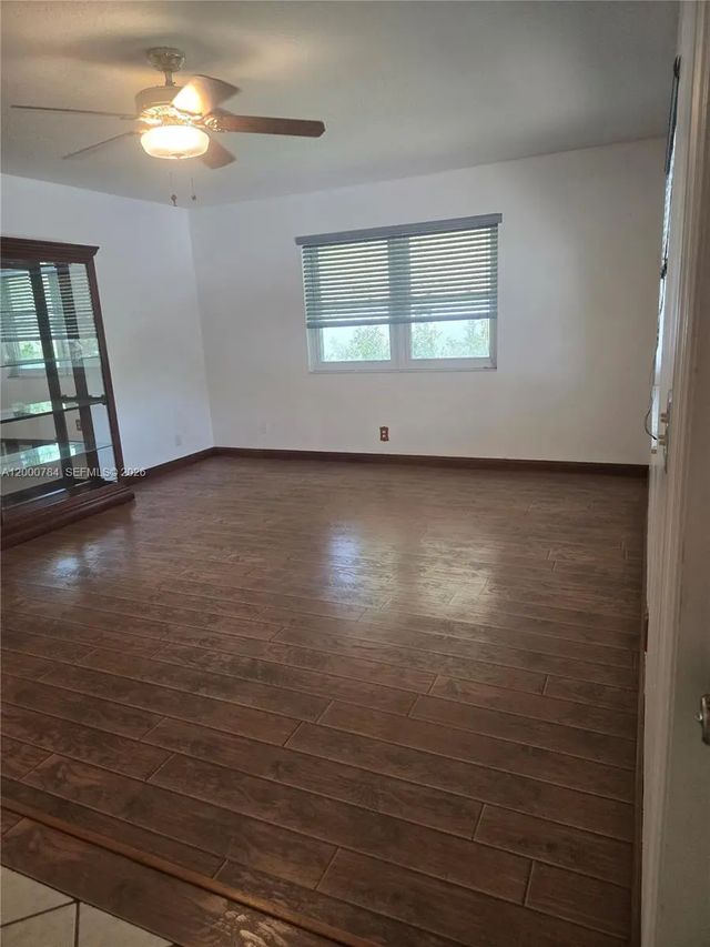 4 of 25 - 2635 Taylor Street, Hollywood, FL