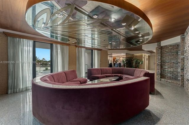 2 of 32 - 5500 Collins Avenue #304, Miami Beach, FL