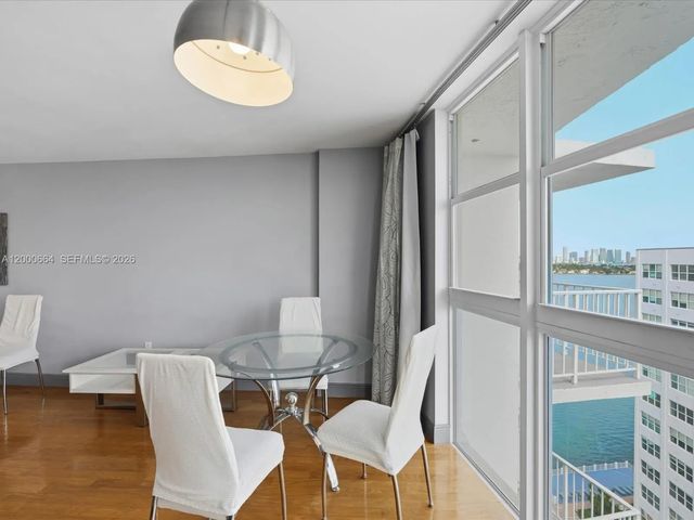 2 of 30 - 1228 West Avenue #1506, Miami Beach, FL