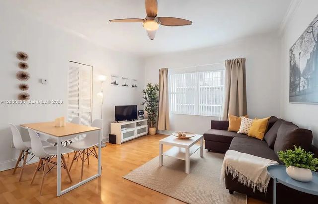 2615 Collins Avenue #37, Miami Beach