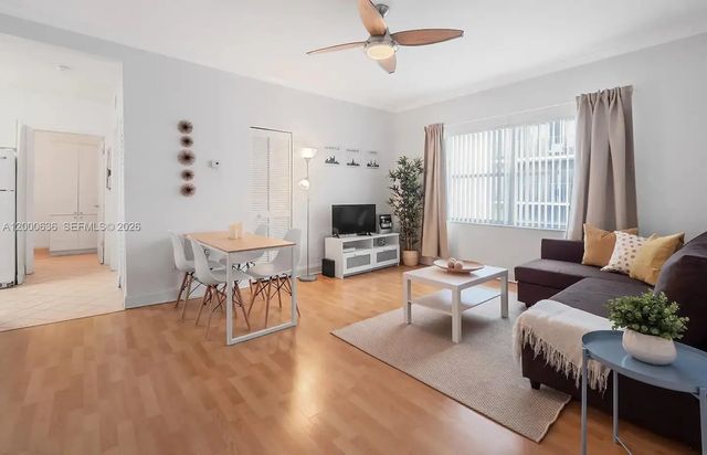 3 of 17 - 2615 Collins Avenue #37, Miami Beach, FL