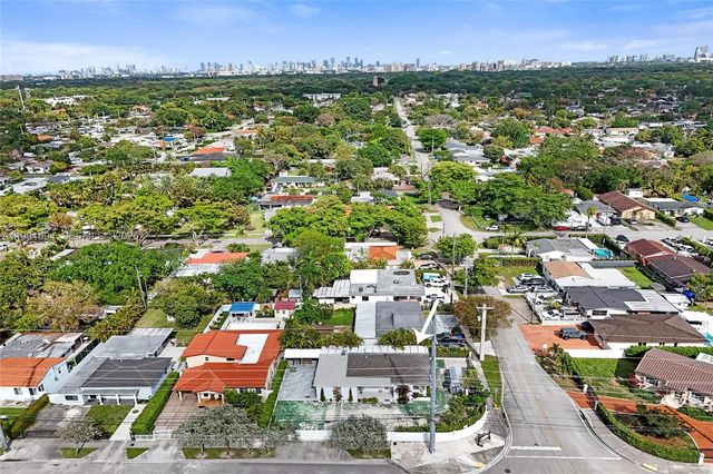 5 of 55 - 1991 Sw 62nd Avenue, West Miami, FL