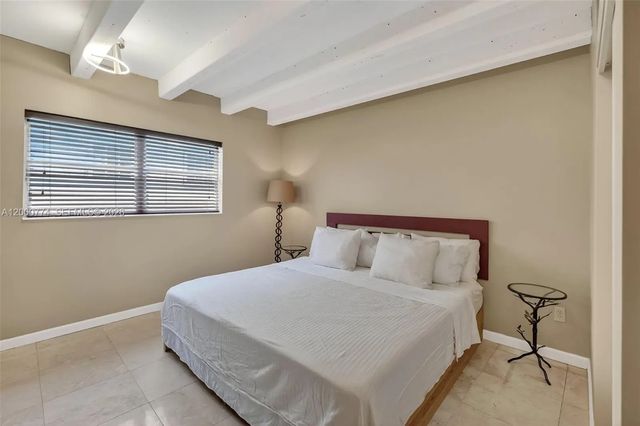 4 of 62 - 1519 Drexel Avenue #201 + Den, Miami Beach, FL