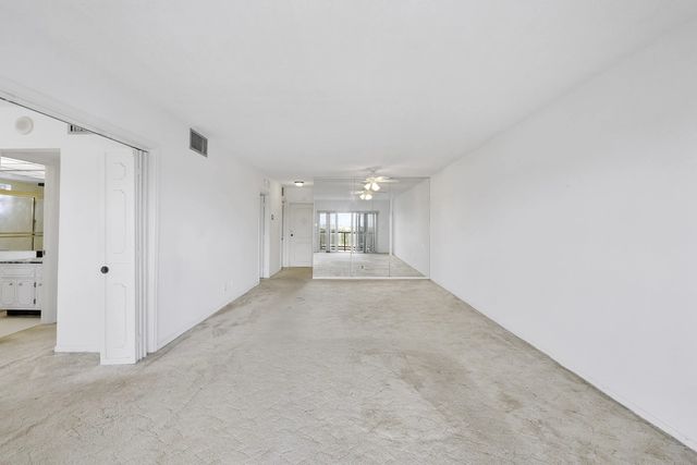 5 of 32 - 1500 S Ocean Boulevard #1101, Lauderdale-By-The-Sea, FL