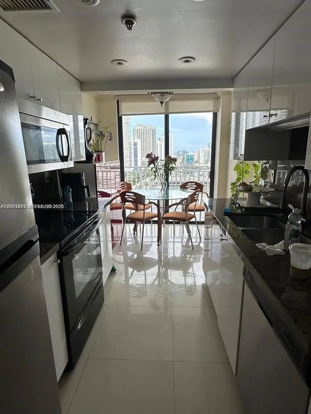 5 of 11 - 210 174th Street #2202, Sunny Isles Beach, FL