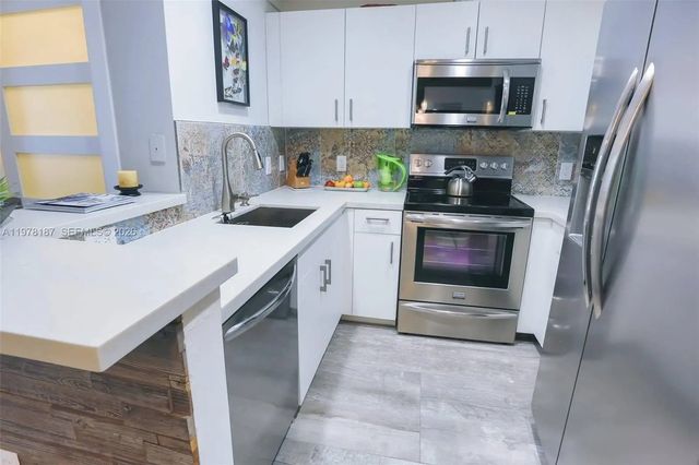 4 of 20 - 2107 Se 10th Avenue #833, Fort Lauderdale, FL
