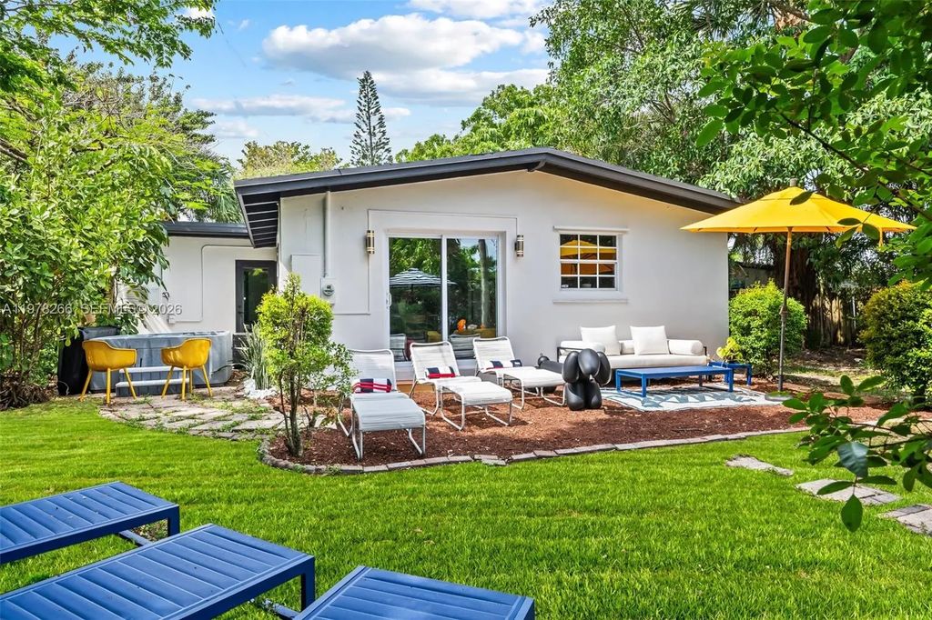 2860 Sw 13th Court, Fort Lauderdale