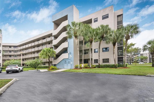 1001 Colony Point Circle #503, Pembroke Pines