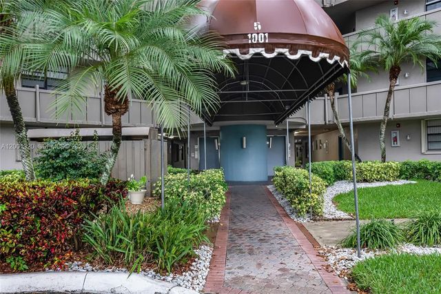 2 of 30 - 1001 Colony Point Circle #503, Pembroke Pines, FL